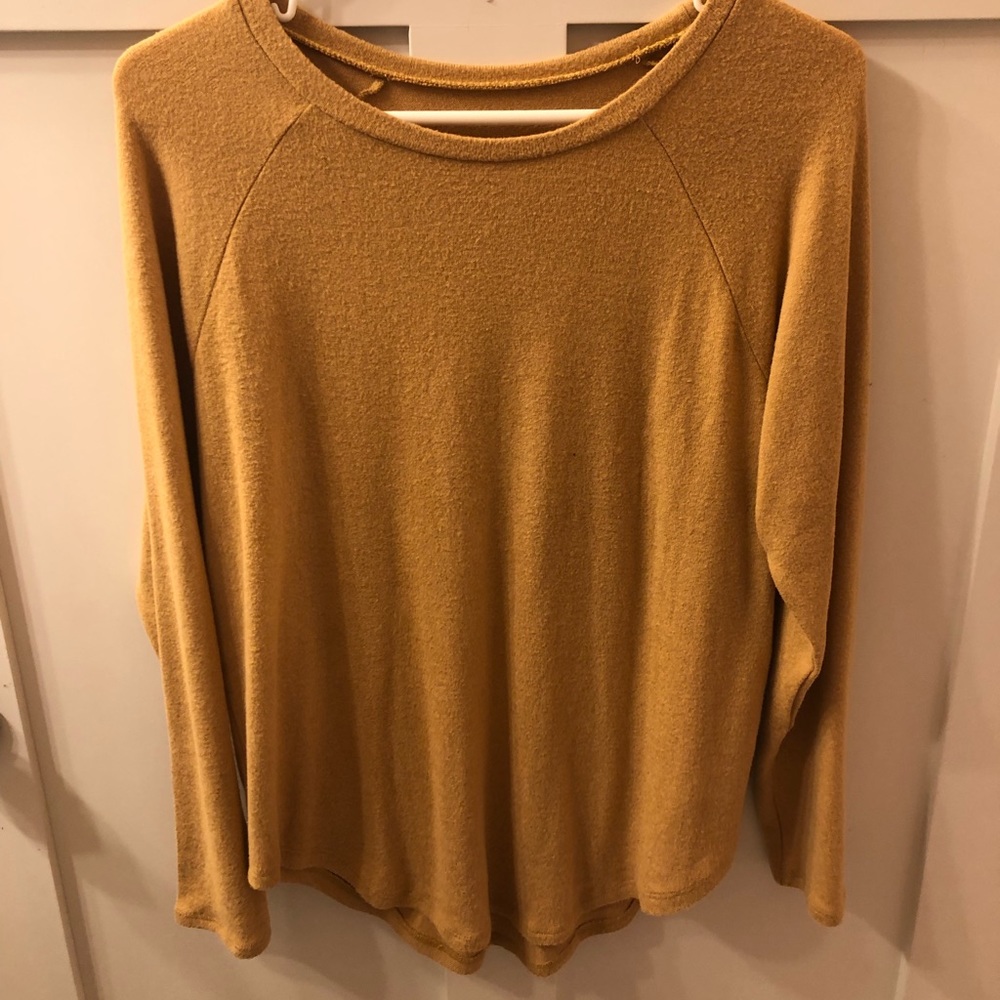 American Eagle sweater